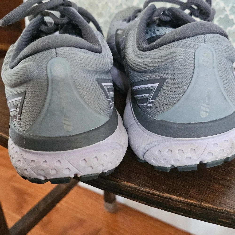 Brooks Ghost 13 Grey Black Running Shoes Mens 10 Wide D 1203381D084 Sneaker